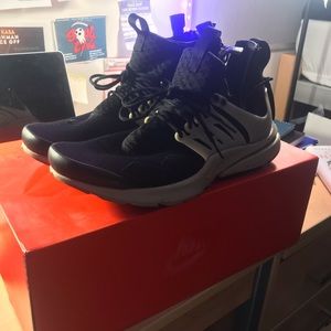 Nike Acronym Presto Bamboo (size M 10-11)